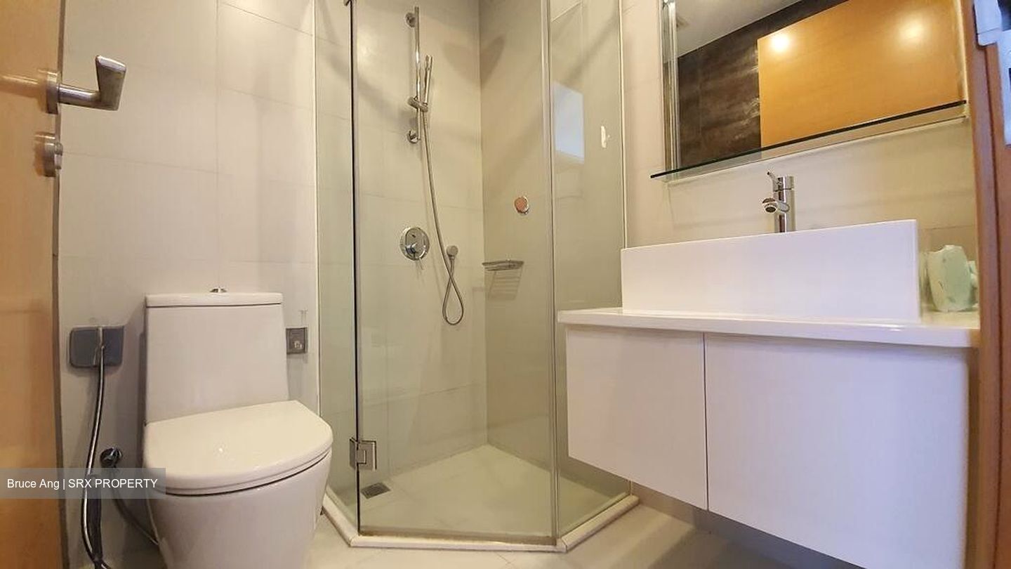 Centro Residences (D20), Condominium #506424131
